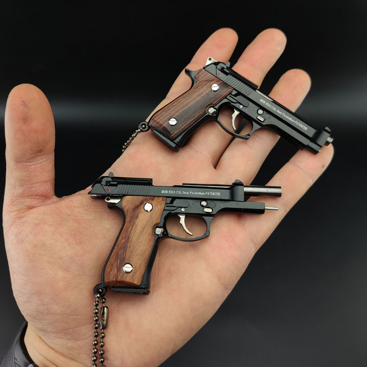 EDC Alloy Empire 1:3 BERETTA 92F Throw Shell Tactical Tiny Keychain